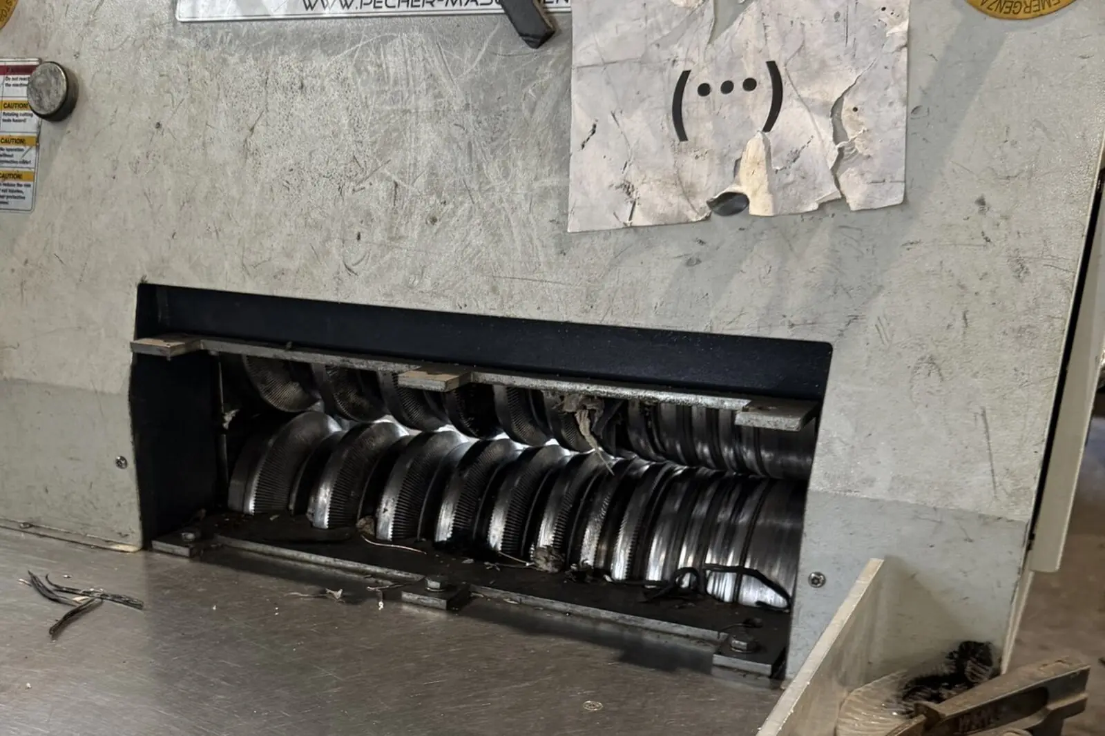 Schneidwerk des Granulators in der Anlage von DINTER Kabelrecycling