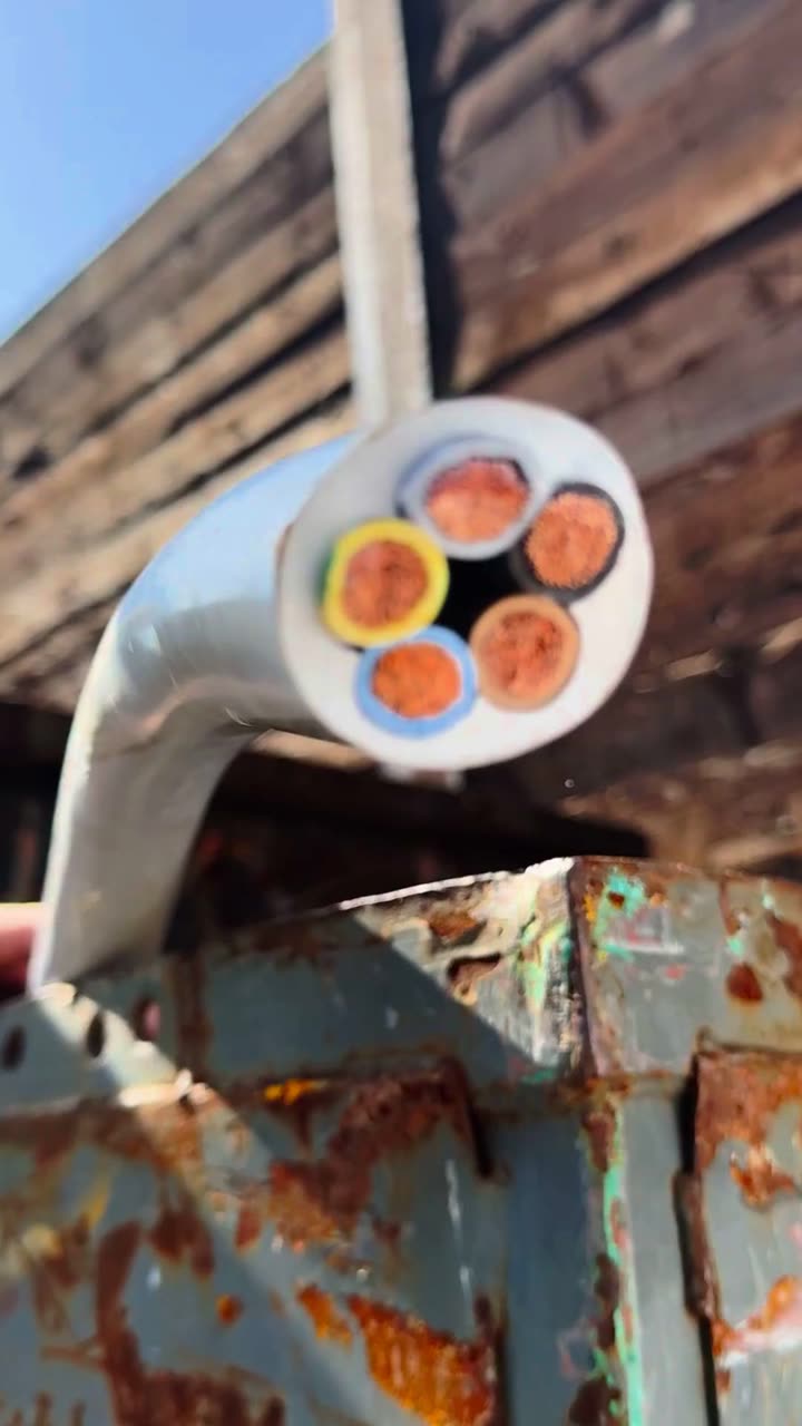 Standbild aus dem Video für Elektrobetriebe
